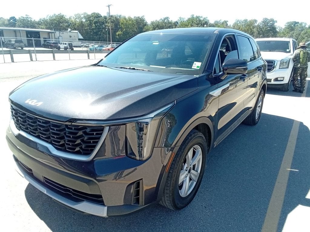 2025 Kia Sorento LX