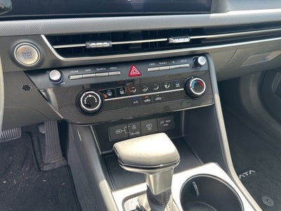 2024 Hyundai Sonata Hybrid Limited