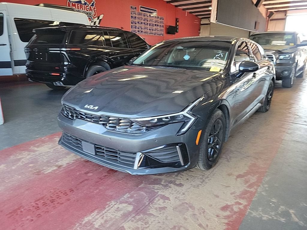 2025 Kia K5 LXS
