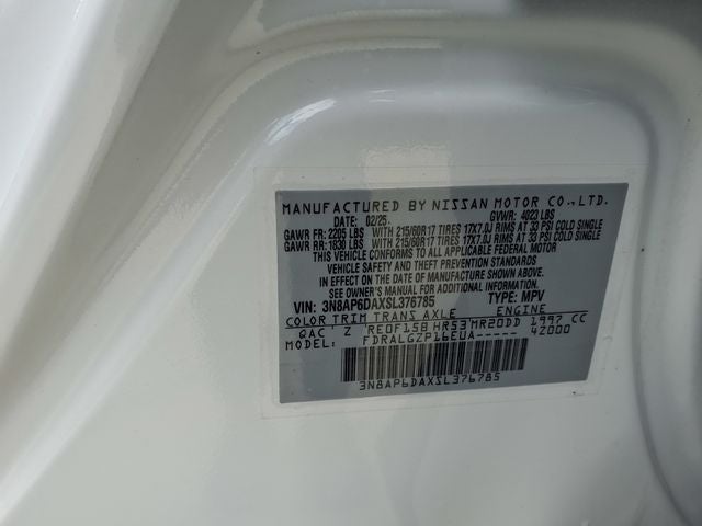 2025 Nissan Kicks SR