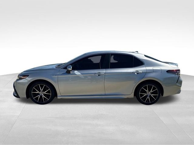 2021 Toyota Camry Hybrid SE