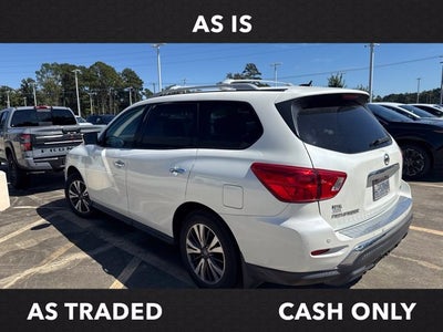 2017 Nissan Pathfinder SL