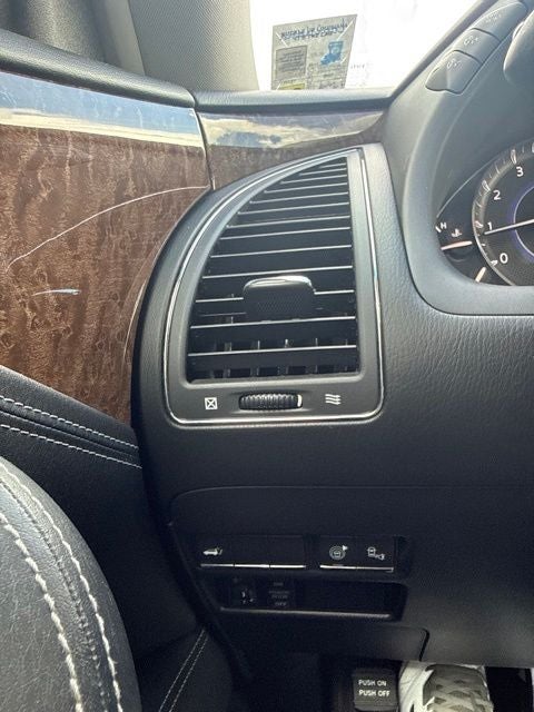 2015 INFINITI QX80 Base