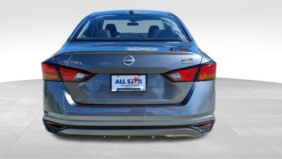 2025 Nissan Altima SV