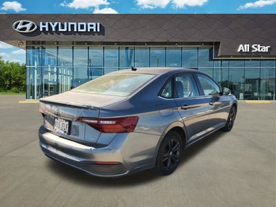 2023 Volkswagen Jetta SE