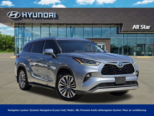 2021 Toyota Highlander Hybrid Platinum
