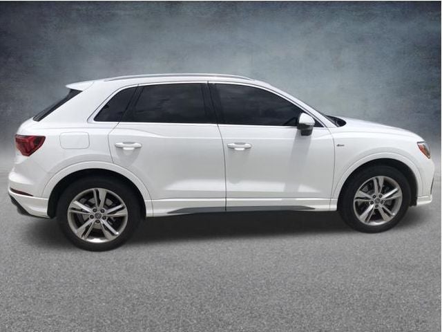 2020 Audi Q3 S line Premium