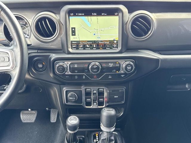 2022 Jeep Wrangler Unlimited Sahara 4x4