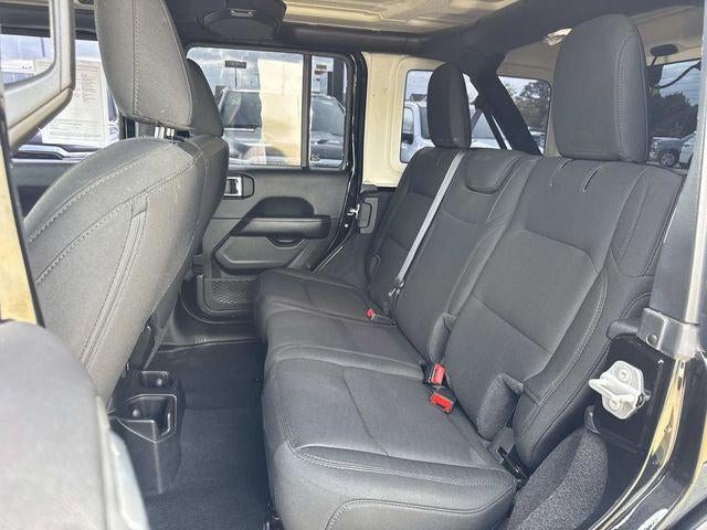 2022 Jeep Wrangler Unlimited Sahara 4x4