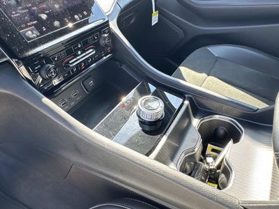 2025 Jeep Grand Cherokee L Altitude X 4x2