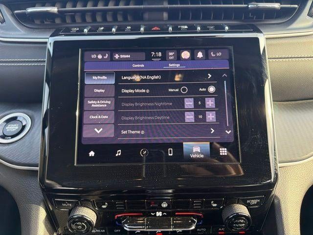 2023 Jeep Grand Cherokee L Altitude 4x2