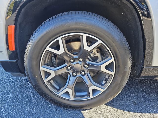 2024 Jeep Wagoneer L Series III