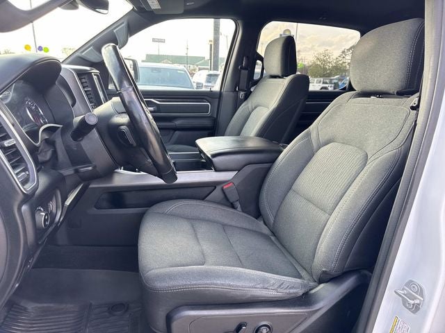 2020 RAM 1500 Big Horn Crew Cab 4x4 5'7' Box