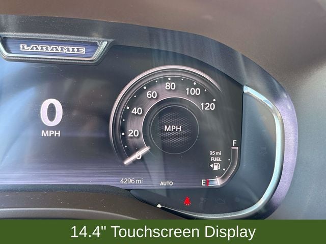 2025 RAM 1500 Laramie Crew Cab 4x4 5'7' Box