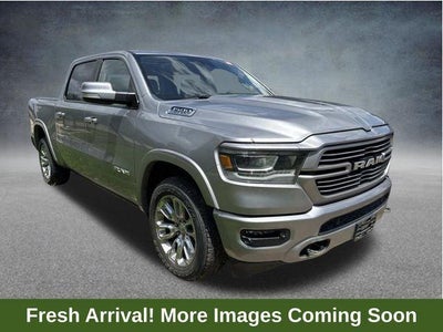 2022 RAM 1500 Laramie Crew Cab 4x4 5'7' Box