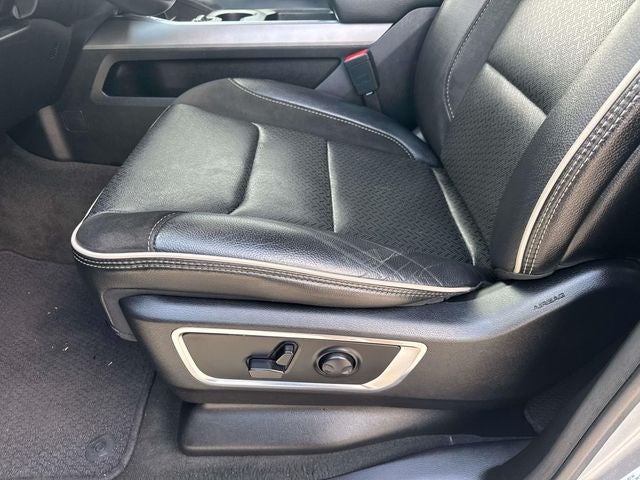 2024 RAM 1500 Laramie Crew Cab 4x4 5'7' Box
