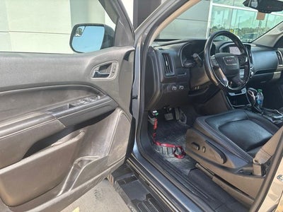 2022 GMC Canyon 4WD Crew Cab Short Box AT4 - Leather