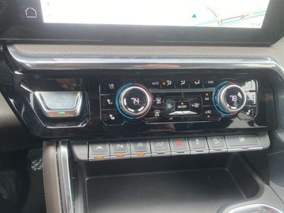 2023 GMC Sierra 1500 4WD Crew Cab Short Box Denali