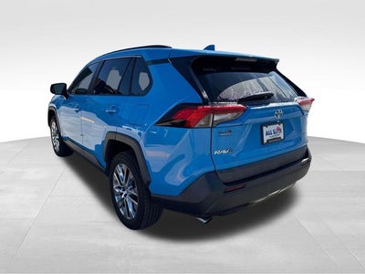 2020 Toyota RAV4 XLE Premium