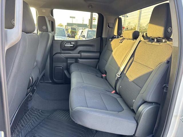 2021 Chevrolet Silverado 1500 2WD Crew Cab Short Bed Custom