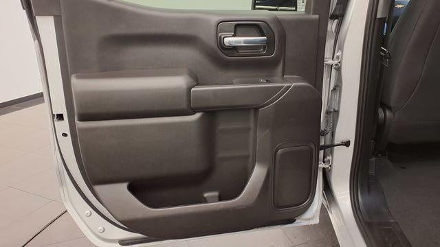 2021 Chevrolet Silverado 1500 2WD Crew Cab Short Bed Custom