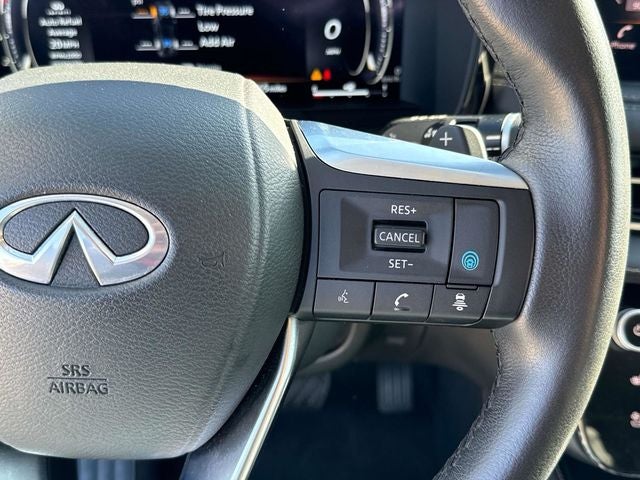 2024 INFINITI QX60 LUXE