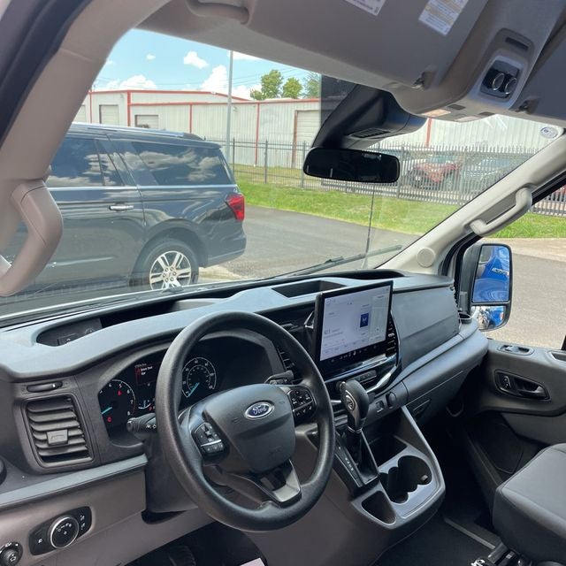 2025 Ford Transit-350 XLT 15 Passenger