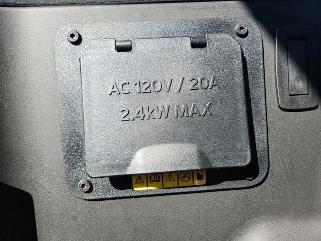 2023 Ford F-150 Lightning XLT