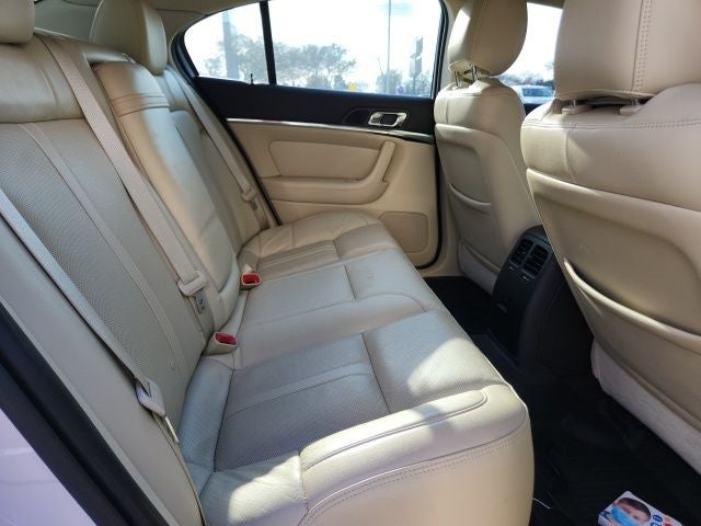 2013 Lincoln MKS Base