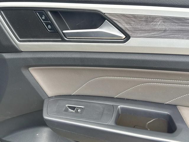 2021 Volkswagen Atlas Cross Sport 2.0T SE w/Technology