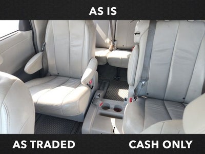 2013 Toyota Sienna XLE 8 Passenger