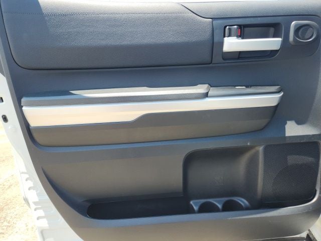 2015 Toyota Tundra SR5