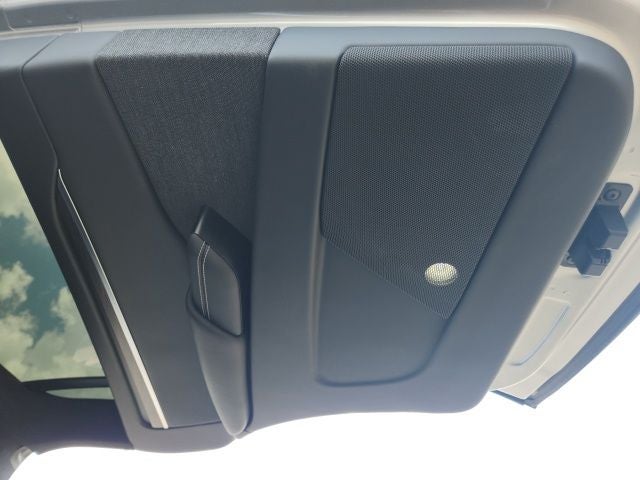 2024 Tesla Model X Base