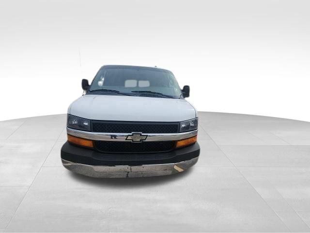 2016 Chevrolet Express 3500 LT Passenger