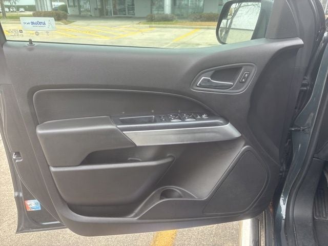 2017 Chevrolet Colorado LT