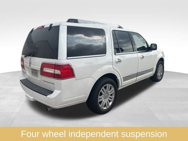 2012 Lincoln Navigator Base