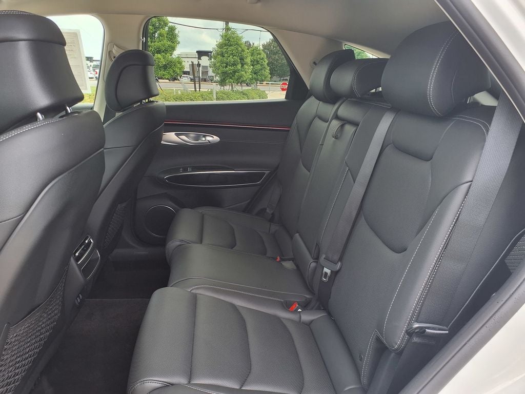 2026 Genesis GV70 2.5T