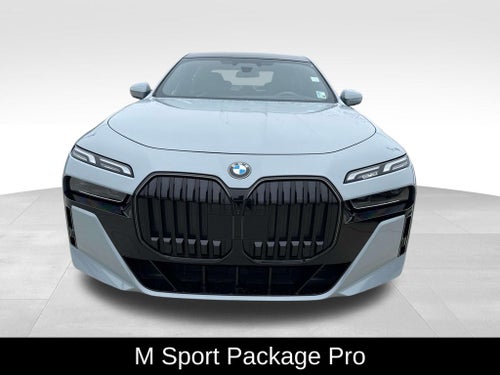 2025 BMW 7 Series 760i xDrive