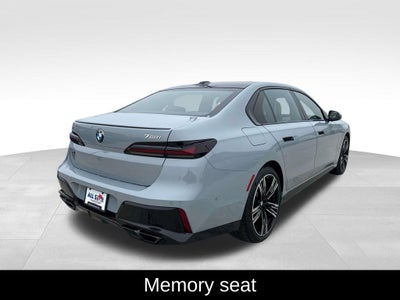 2025 BMW 7 Series 760i xDrive