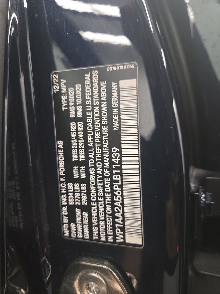 2023 Porsche Macan Base