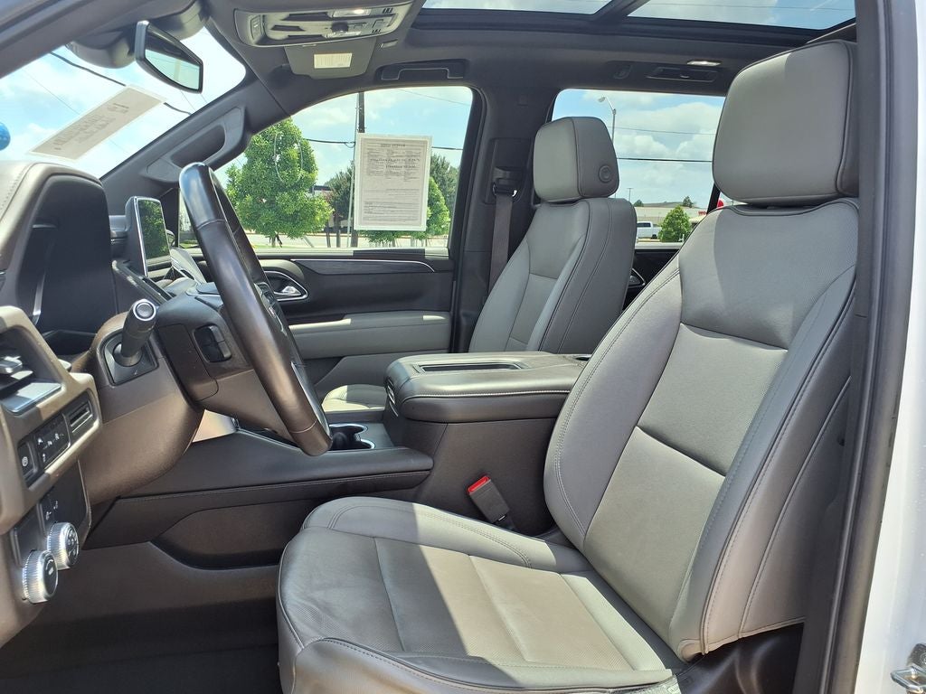 2023 GMC Yukon SLT