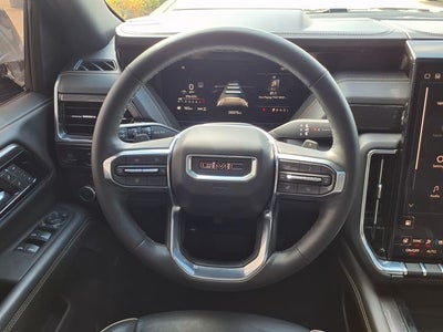 2025 GMC Yukon Elevation