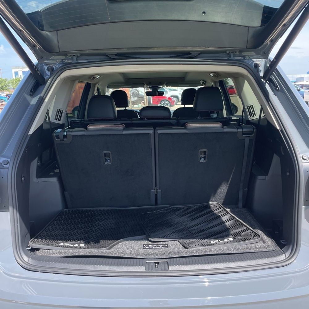 2024 Volkswagen Atlas 2.0T Peak Edition SE w/Technology