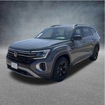 2024 Volkswagen Atlas 2.0T Peak Edition SE w/Technology