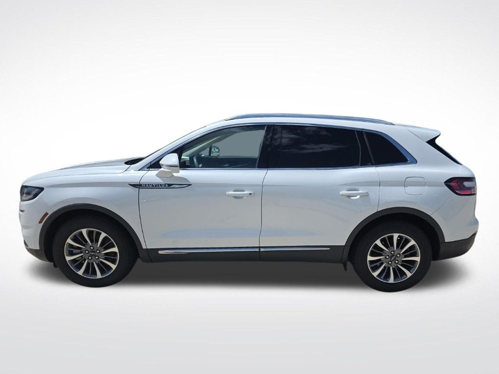 2022 Lincoln Nautilus Standard