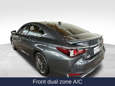 2025 Lexus ES 300h Luxury