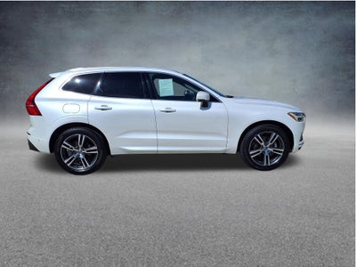 2019 Volvo XC60 T5 Momentum