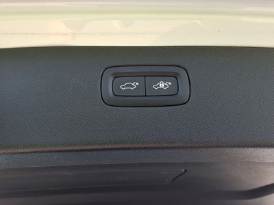 2023 Volvo XC90 B6 Core