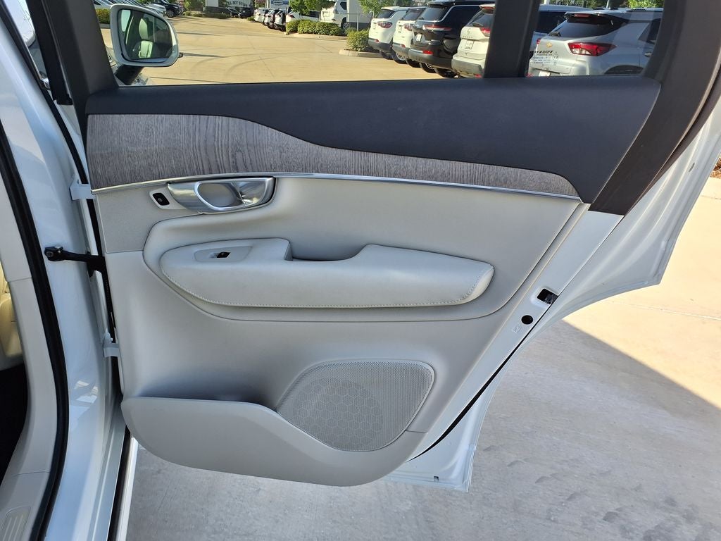 2023 Volvo XC90 B6 Core