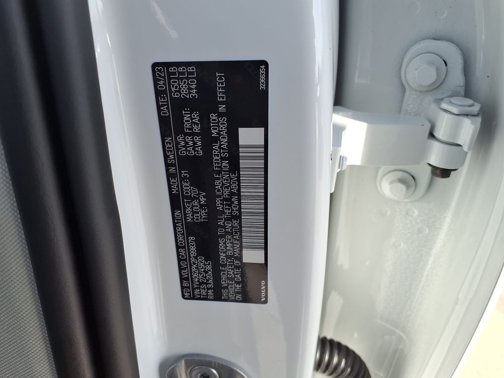 2023 Volvo XC90 B6 Core
